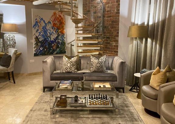Woking Apartment | Penthouse Park View