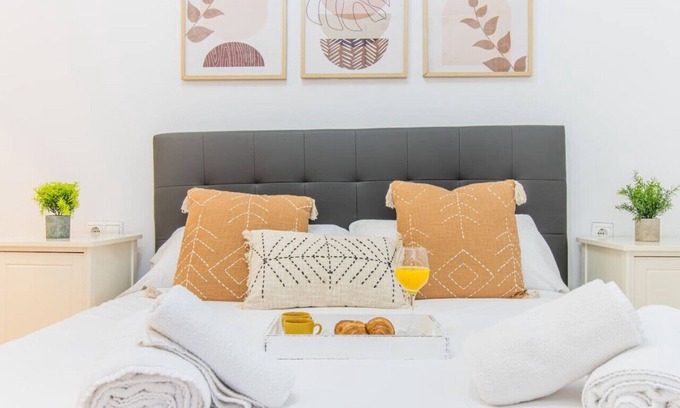 Abena Apartment | Penthouse Pyrinees Terrace Parking & Storage