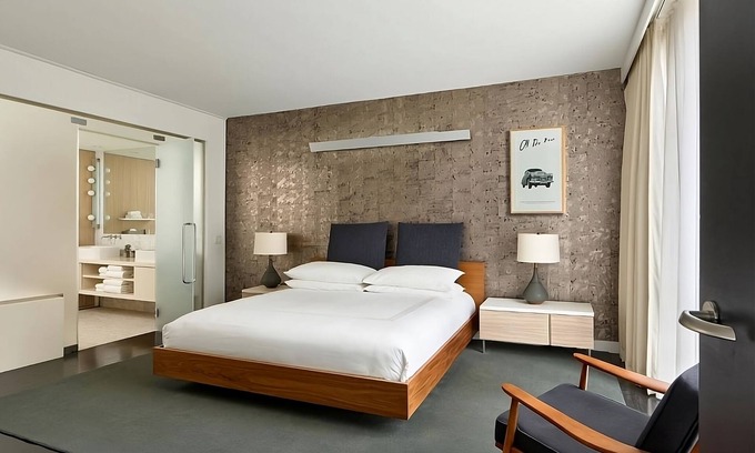 Tribeca House | Penthouse Suite at Smyth Tribeca, City Views, Onsite Restaurant & Bar!