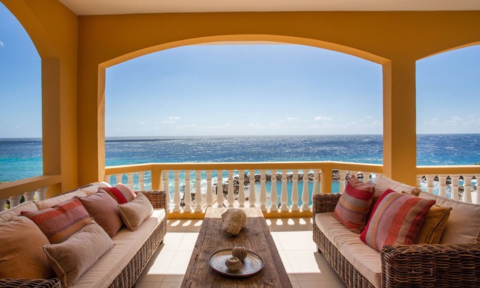 Nieuw Nederland Condo | Penthouse The Beach 4A, spectacular sea views!