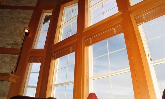 Snow Pine Estates Condo | Penthouse view, elevator, steam room, hot tub, den, 2-min walk to groomed trails
