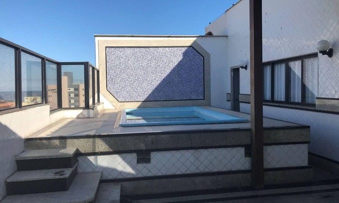 Praia do Morro Apartment | Penthouse with 6 bedrooms, 5 of which are suites, 2 living rooms, swimming pool, barbecue area