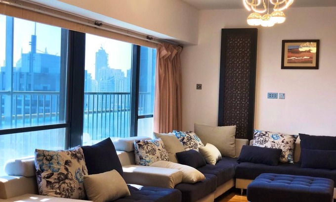 Umm Suqeim 3 Apartment | Penthouse with a beautiful view