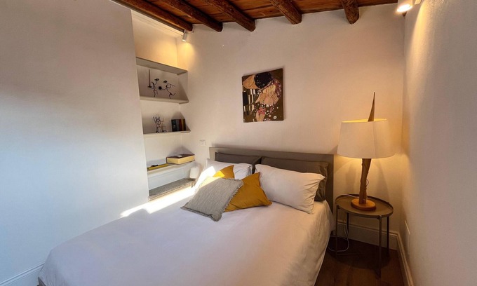 Caltagirone House | Penthouse with balcony overlooking the Caltagirone Steps