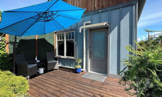 Okanagan-Similkameen Cottage | Penticton Getaway Carriage House - Great Location! Private!
