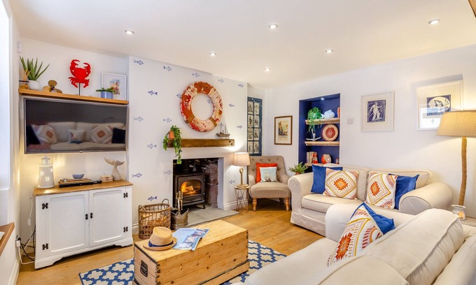 Kingsand Cottage | PENTREATH, pet friendly, character holiday cottage in Kingsand