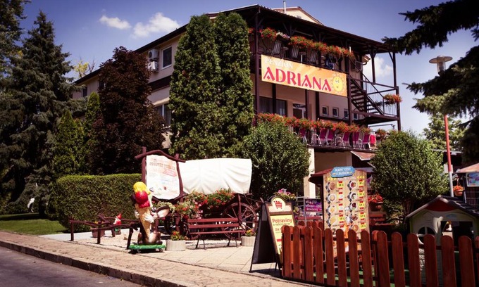 Patince House | Penzion Adriana