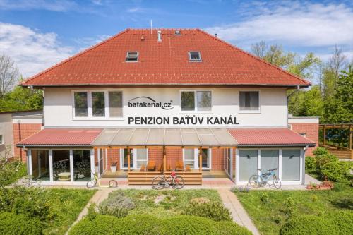 Veseli nad Moravou Apartment | Penzion Baťův kanál