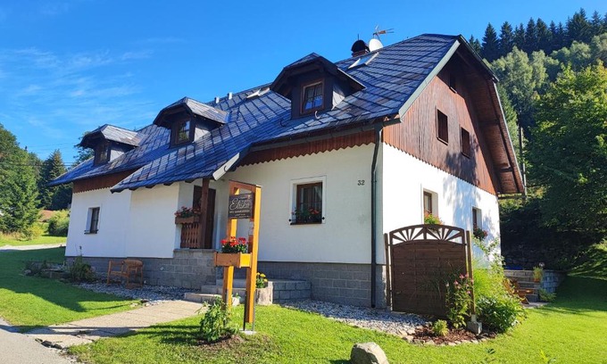 Petrikov House | Penzion Eliška
