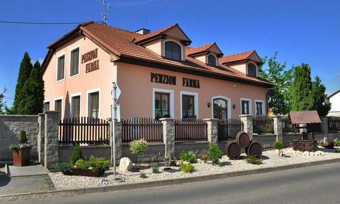 Lednice House | Penzion Farma