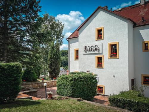 Usti nad Labem District House | Penzion Festung