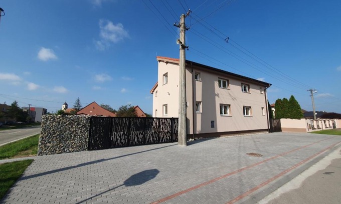 Kuty Apartment | Penzion FRENAT