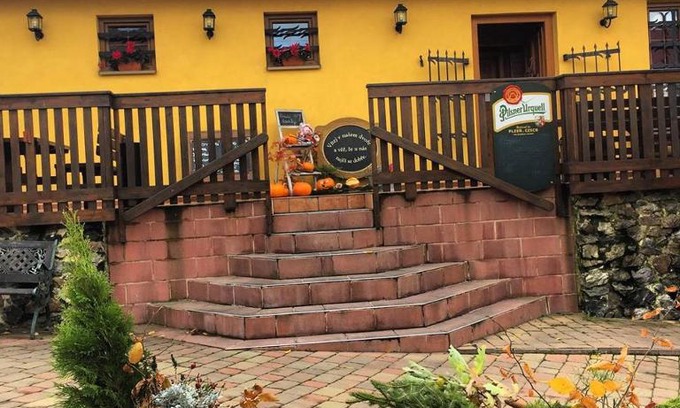 Plzen House | Penzion Hrádecký Dvůr