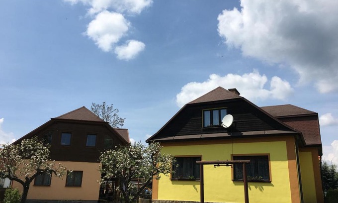 Nove Chalupy House | Penzion Hvozd