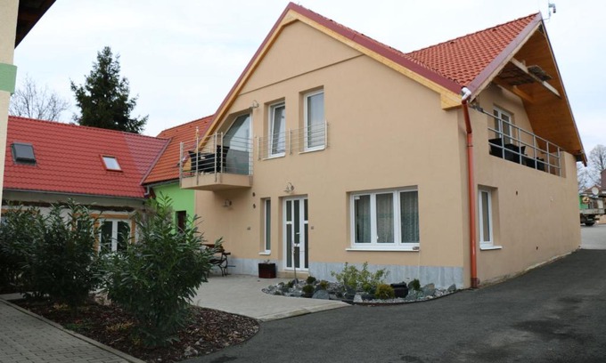 Milovice House | Penzion Kotvas