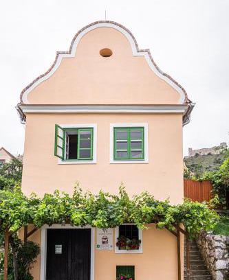 Pavlov House | Penzion Mája