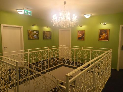 Kostelec nad Orlici Apartment | Penzion mezi zámky