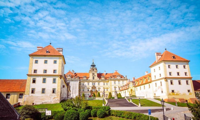 Valtice House | PENZION POD ZÁMKEM