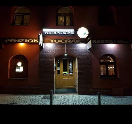 Zabreh House | Penzion Tučňák