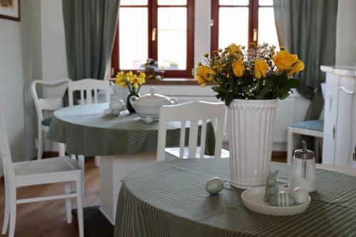 Roundnice nad Labem House | Penzion U Kapra