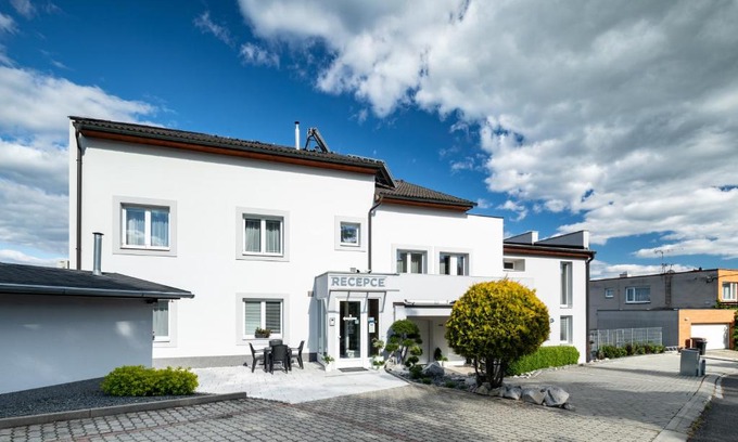 Zlin House | Penzion Uno