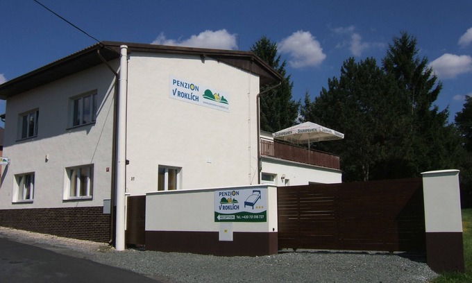 Ricany House | Penzion V Roklích