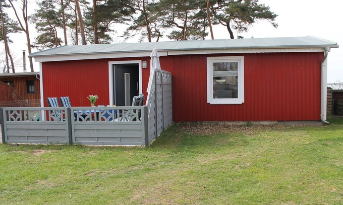 Am Salzhaff House | Pepelow Lakeside Serenity