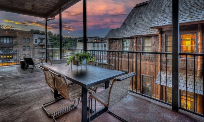 Blue Ridge Condo | Perch 2 - Downtown Condo | Walk to Dining and Shops | Luxury and Modern