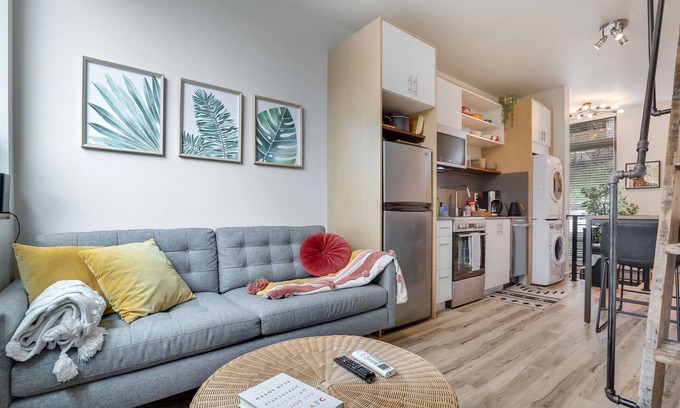 North Delridge House | Perch - Pigeon Point Hideaway: Beautiful West Seattle 2BR Home