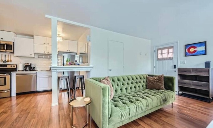 Noble Park Apartment | Perfect 2 BDR/1BA in Boulder with Office Space