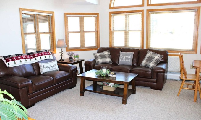 North Woodstock House | Perfect 3-Bedroom Condo | Jack O' Lantern Resort