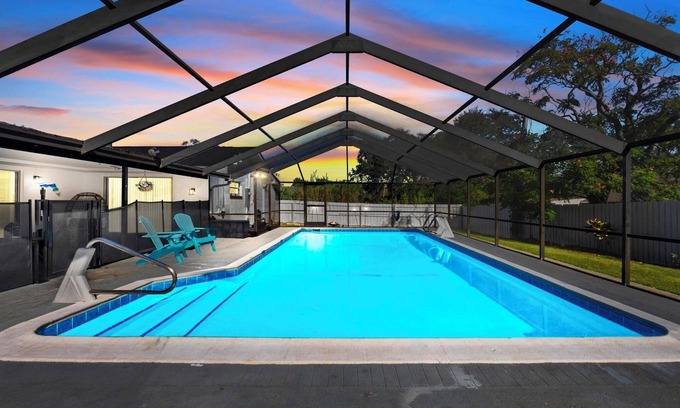 Lakeland House | Perfect 4/2 Pool Home located between Orlando and Tampa!