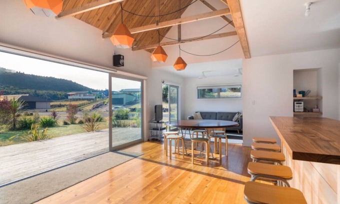 Kuratau House | Perfect accommodation for visiting Tongariro and Southern Lake Taupo