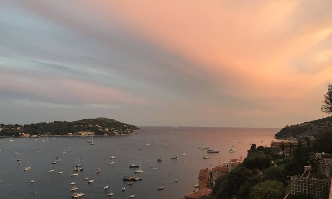 Villefranche-sur-Mer Apartment | Perfect coastal holiday between Nice & Monaco with panoramic sea view