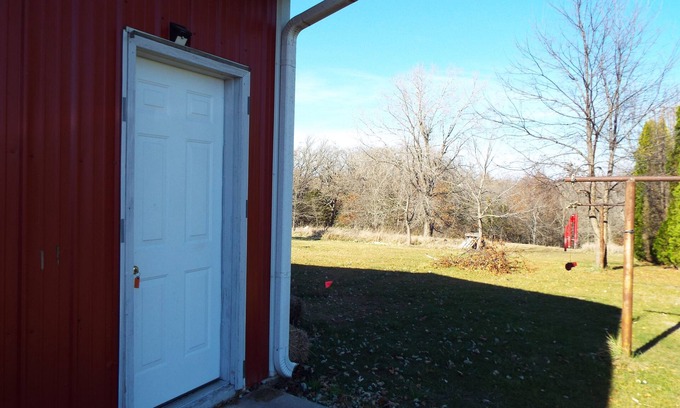 Bedford House | Perfect Country Hunting Studio. WE are here for you, hands on Owner/Manager.
