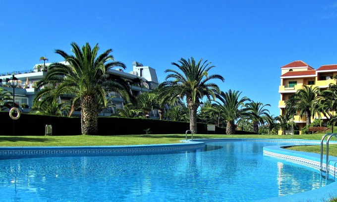 La Quinta Apartment | PERFECT COUPLES, OCEAN VIEW BALCONY, POOL AND RELAX