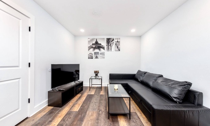 Northeast Apartment | Perfect DC Getaway Near Arboretum & Union Market!