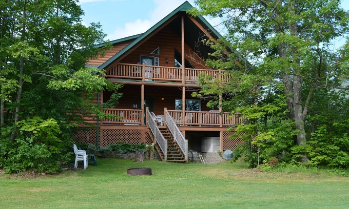 Garrison House | PERFECT FAMILY/FRIEND GETAWAY ON BEAUTIFUL GOLF COURSE