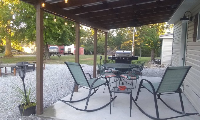 Mountain Home Cabin | Perfect Family Getaway walking distance to boat dock and Norfork Lake.