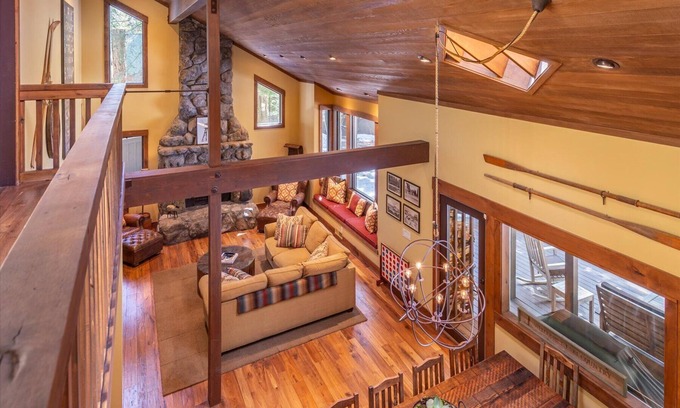 Tahoma House | Perfect Family Getaway With A/C - Location! Location!