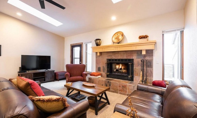 Intermountain House | Perfect Family Mountain Getaway!