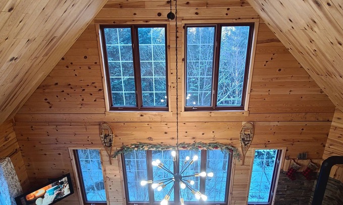Notre-Dame-Des-Bois Ski Chalet | Perfect for catching your breath, you'll be charmed by the beauty of nature.