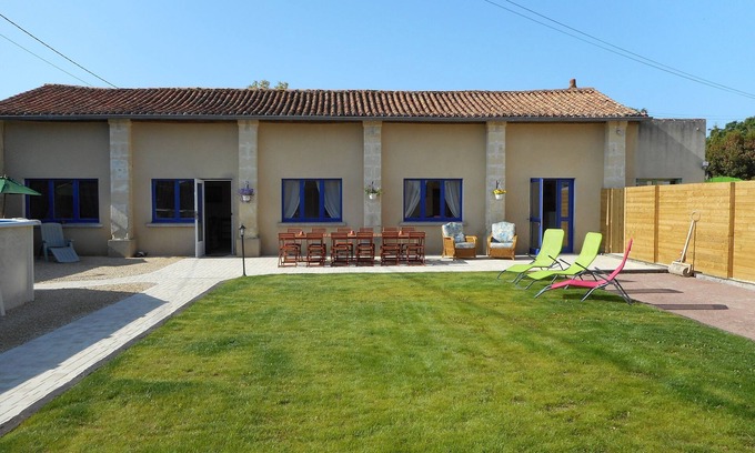 Argenton l'Eglise House | Perfect for a large gathering with family and friends - up to 14 people