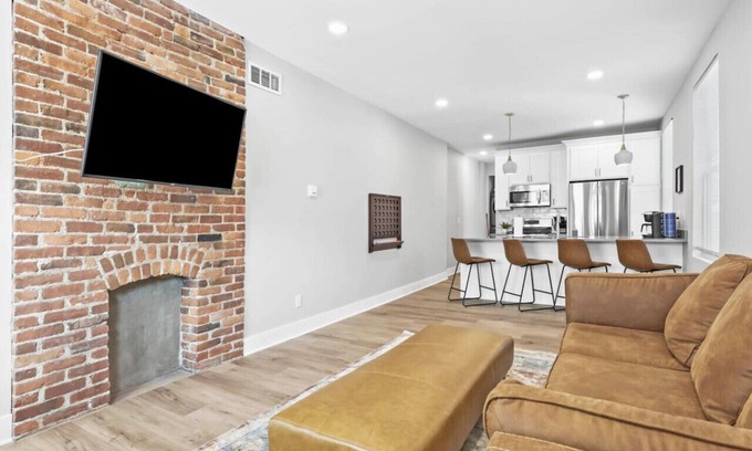 Livingston Park House | Perfect for companies!