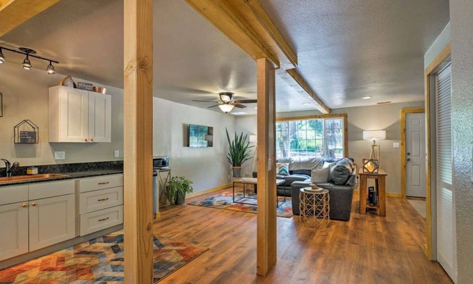 Cascade-Chipita Park House | Perfect for couplesnCozy Home in the mountains surround by nature
