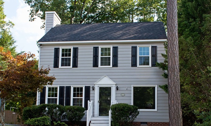 Richmond House | Perfect for Extended Stays! Pet Friendly, Short Pump Location