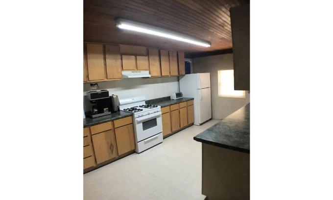 Whites City Cabin | Perfect for family reunions and retreats