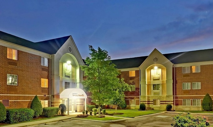 Brentwood House | Perfect for Groups! 4 Units with Full Kitchens, Pets are Welcome!