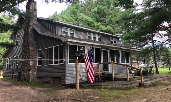 Higgins Lake House | Perfect for large groups of family and friends!