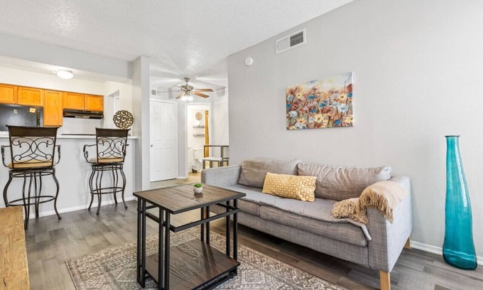 Park Central Apartment | PERFECT FOR LONG STAYS! CENTRAL DFW
